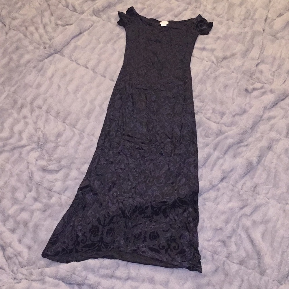 Gorgeous Velvet Detail Black Dress